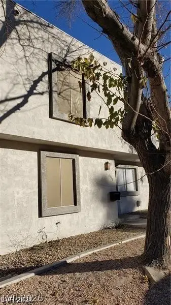 1336 N Jones Boulevard, Las Vegas, NV 89108