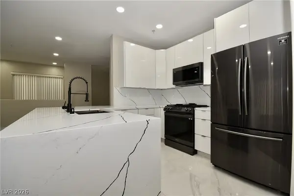 7173 S Durango Drive #203, Las Vegas, NV 89113