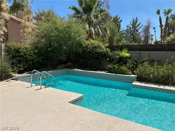 390 Rushing Creek Court, Henderson, NV 89014