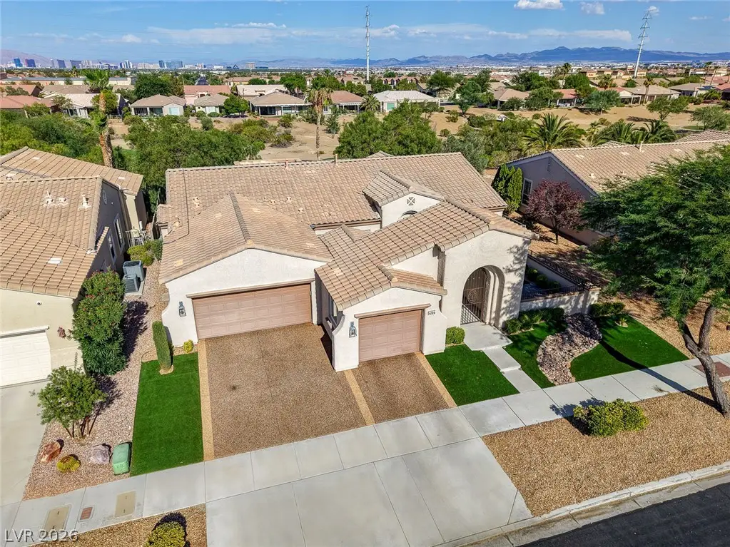 4700 Fiore Bella Boulevard, Las Vegas, NV 89135 - #1