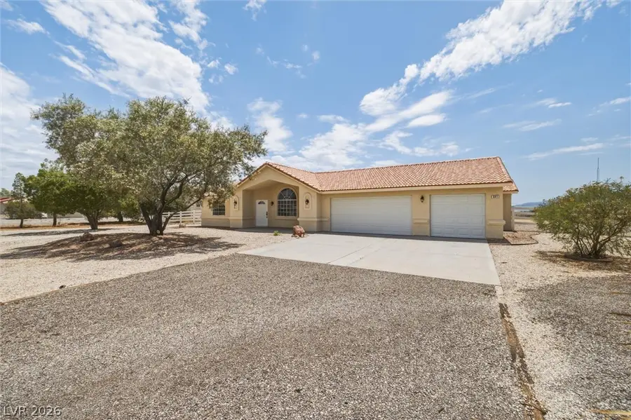 841 E Falcon Street, Pahrump, NV 89048 - #3
