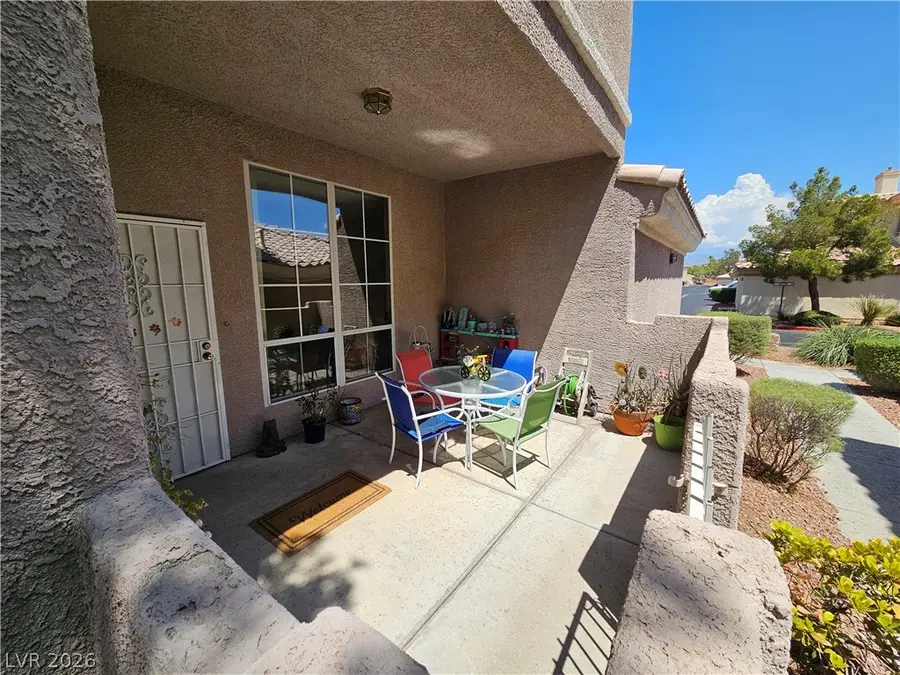 6901 Cobre Azul Avenue #102, Las Vegas, NV 89108 - #2