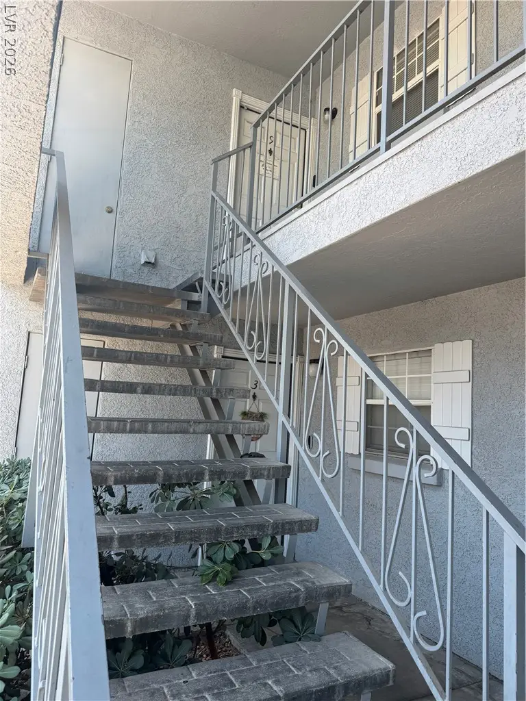 3823 S Maryland Parkway #N9, Las Vegas, NV 89119 - #2