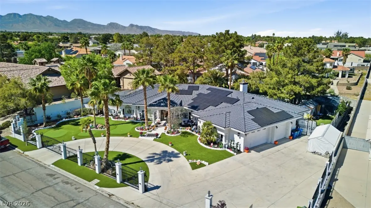 7360 Darby Avenue, Las Vegas, NV 89117 - #1