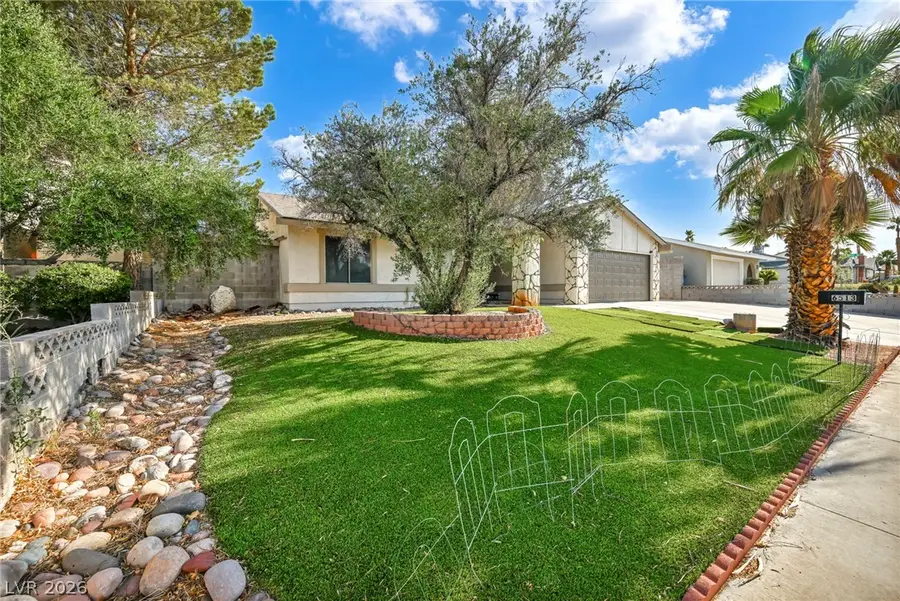 6513 Shawnee Avenue, Las Vegas, NV 89107 - #2
