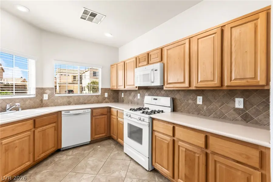 8960 Catfish Stream Avenue, Las Vegas, NV 89178 - #3
