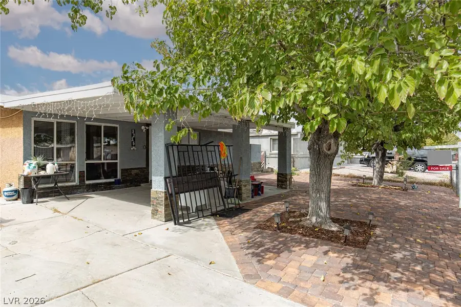 3216 Osage Avenue, Las Vegas, NV 89101 - #3