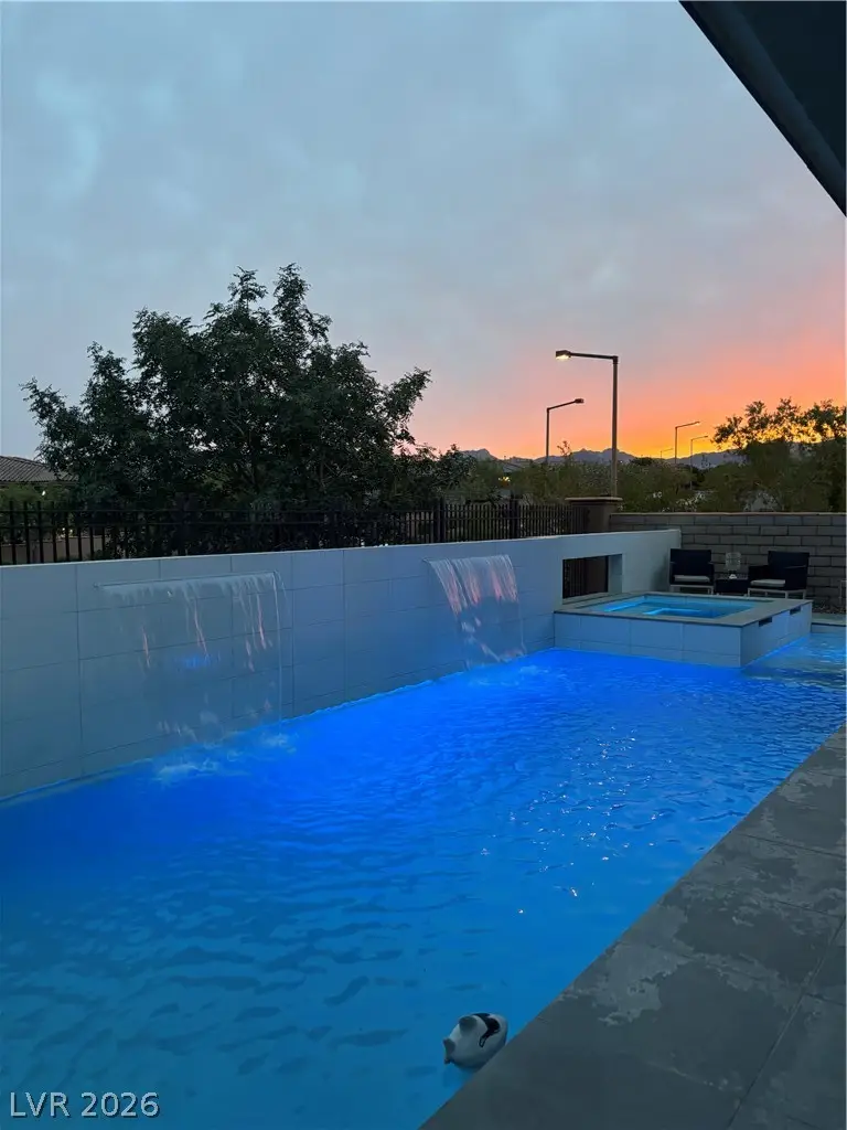 260 Tarragona Breeze Avenue, Las Vegas, NV 89138 - #1