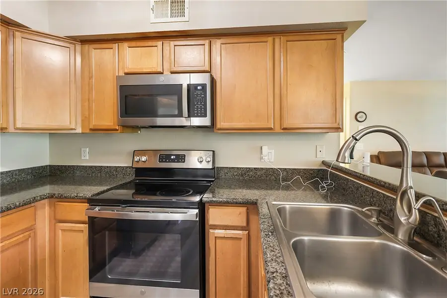 3145 E Flamingo Road #1123, Las Vegas, NV 89121 - #2