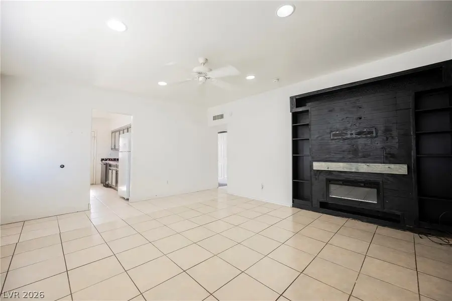 3693 Hilo Avenue, Las Vegas, NV 89104 - #3