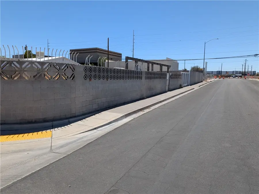 1337 Palm Street, Henderson, NV 89011 - #3