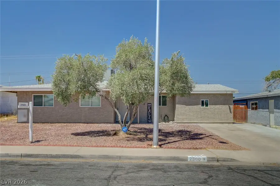 2300 Dune Drive, Las Vegas, NV 89106 - #2