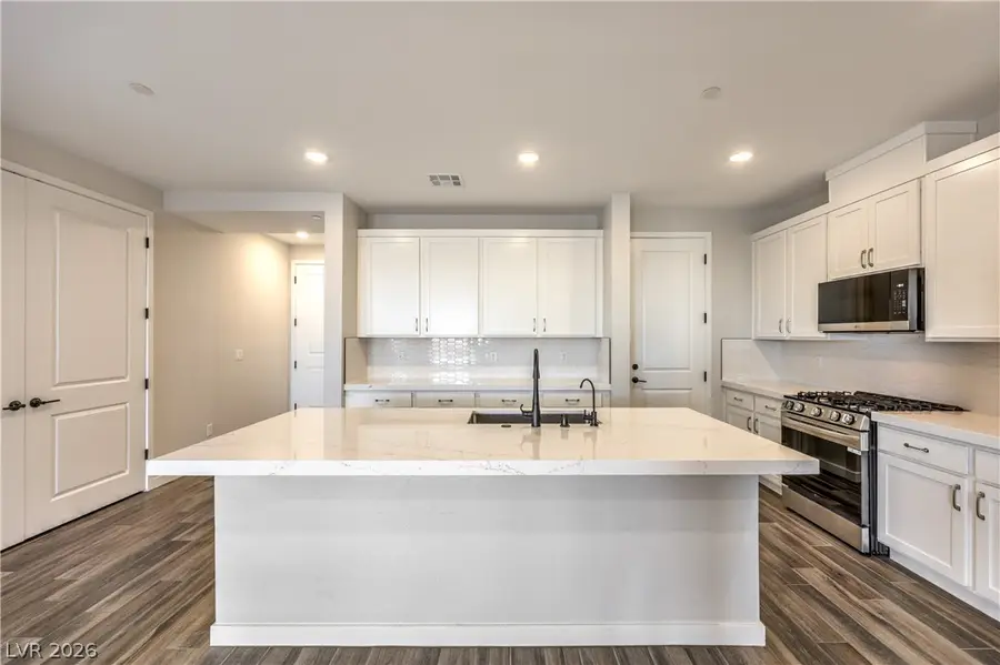 8336 Tanton Ridge Street, Las Vegas, NV 89166 - #2