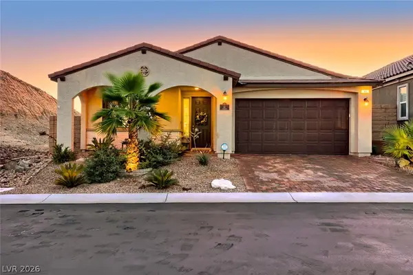 41 Tatahatso Point Street, Henderson, NV 89011
