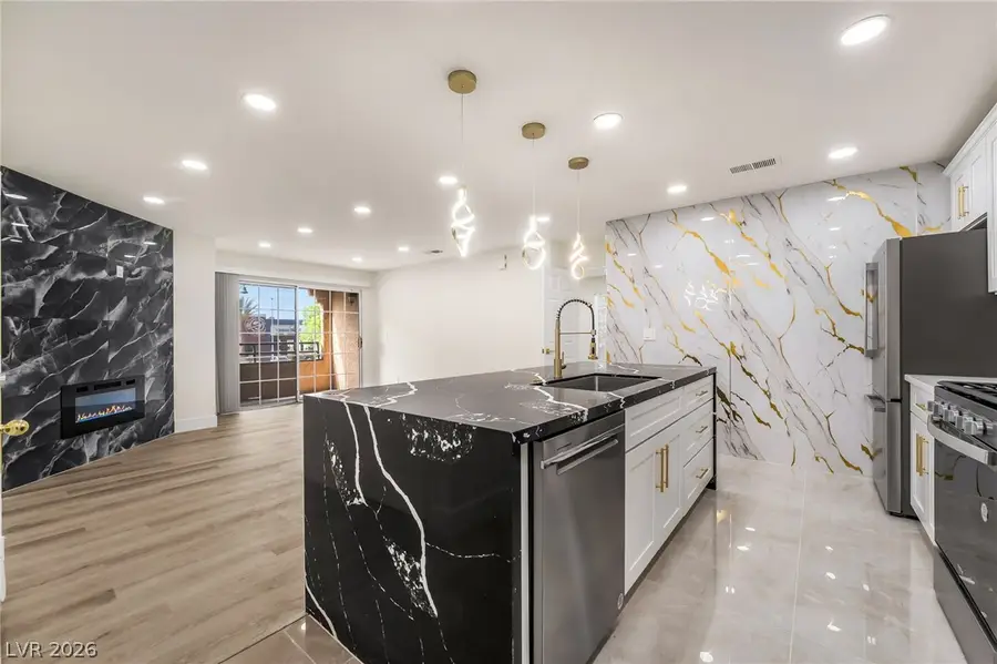 2200 S Fort Apache Road #2073, Las Vegas, NV 89117 - #2