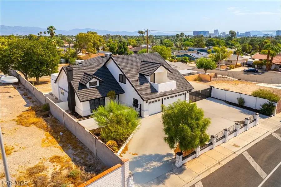 3200 W Oakey Boulevard, Las Vegas, NV 89102 - #3