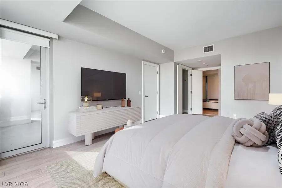 2700 Las Vegas Boulevard #4005, Las Vegas, NV 89109 - #3