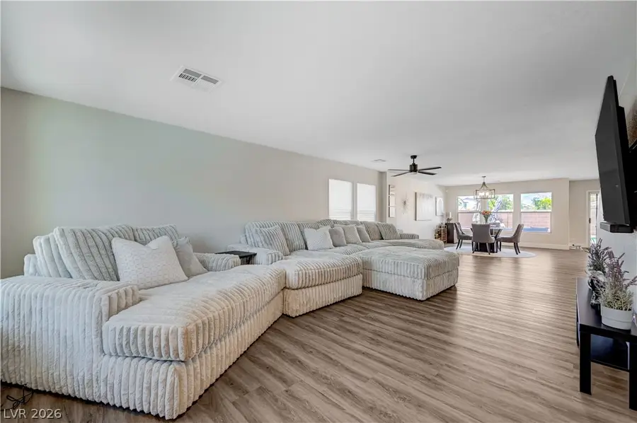 4916 Apache Valley Avenue, Las Vegas, NV 89131 - #3