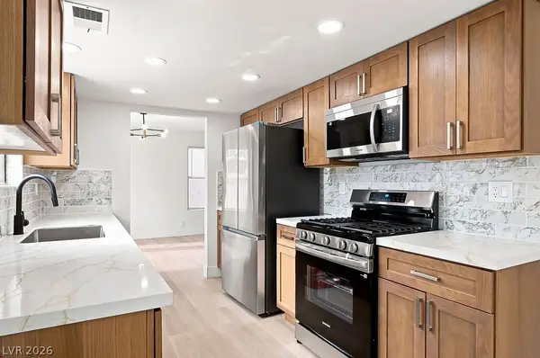 7045 Brown Derby Circle, Las Vegas, NV 89128