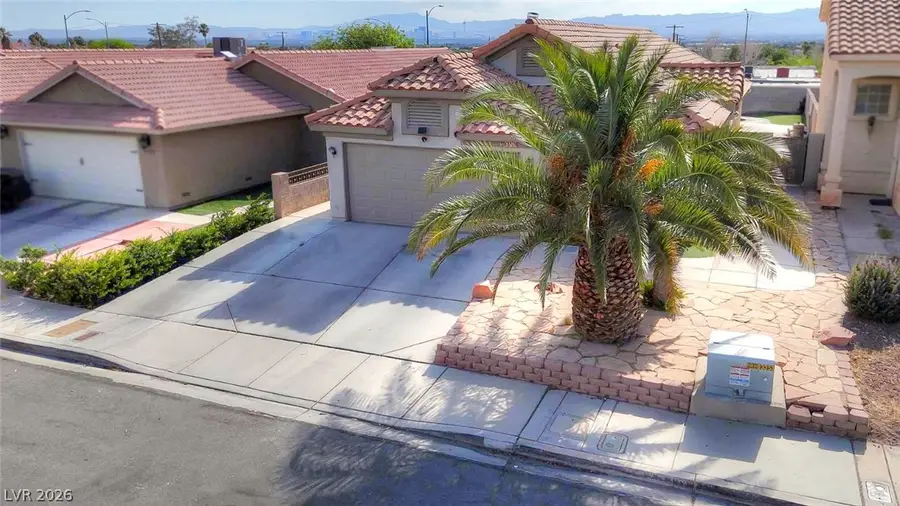 6326 Mount Rainier Avenue, Las Vegas, NV 89156 - #3