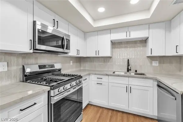 2256 Tall Pine Drive, Las Vegas, NV 89108