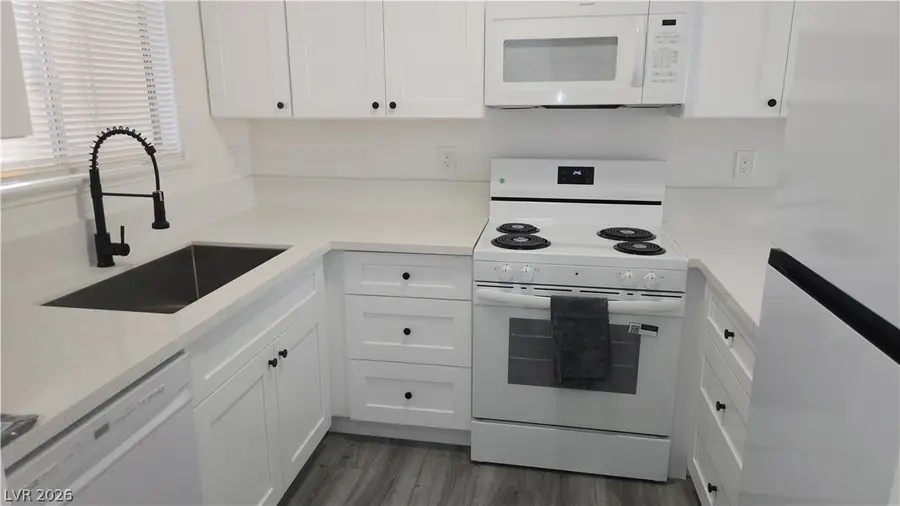 2373 Cardiff Lane #B, Las Vegas, NV 89108 - #2