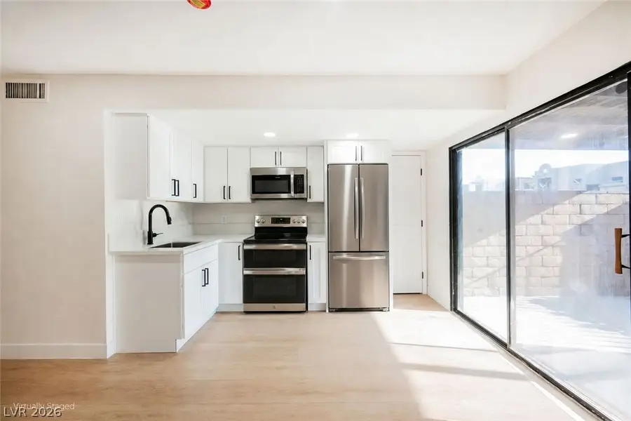 331 Misty Isle Lane #B, Las Vegas, NV 89107 - #2