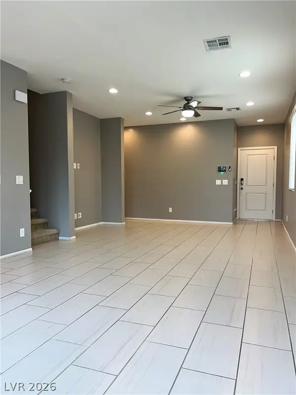 6633 W Evander Street, North Las Vegas, NV 89086