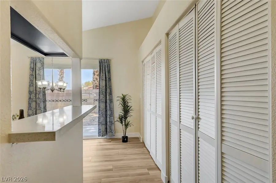1632 N Torrey Pines Drive #101, Las Vegas, NV 89108 - #3