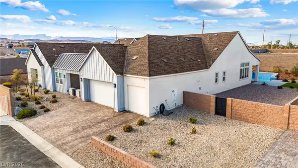 8811 Italian Trotter Court, Las Vegas, NV 89113