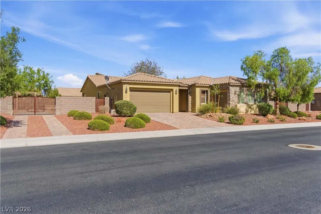 8618 Amber Autumn Street, Las Vegas, NV 89131 - #1