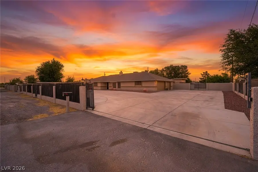 5240 E Monroe Avenue, Las Vegas, NV 89110 - #3