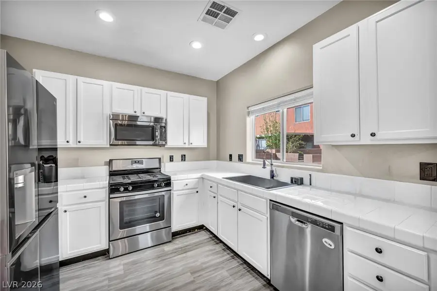 5531 Nickel Ridge Way, Las Vegas, NV 89122 - #2