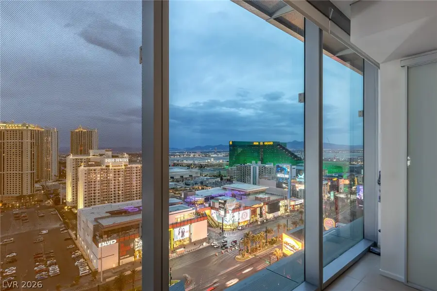 3722 Las Vegas Boulevard #1903, Las Vegas, NV 89158 - #3