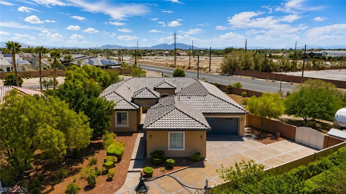 6883 May Basket Avenue, Las Vegas, NV 89131 - #1