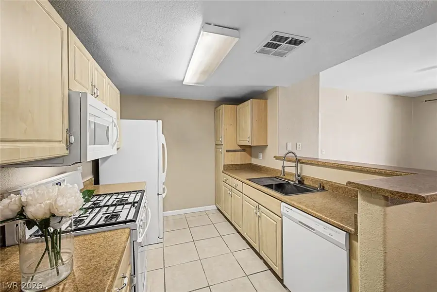 8250 N Grand Canyon Drive #2179, Las Vegas, NV 89166 - #2