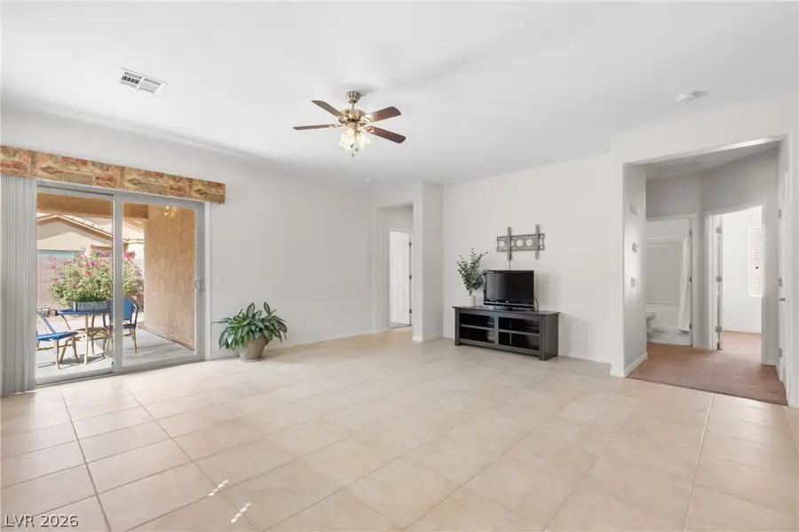 3931 Shetland Pony Street, Las Vegas, NV 89122 - #3
