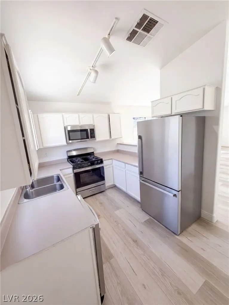 5222 Jewel Canyon Drive, Las Vegas, NV 89122 - #2
