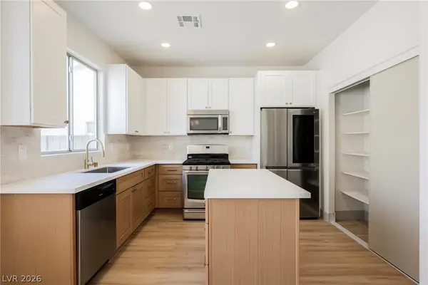 5116 Yellow Dawn Court, Las Vegas, NV 89130