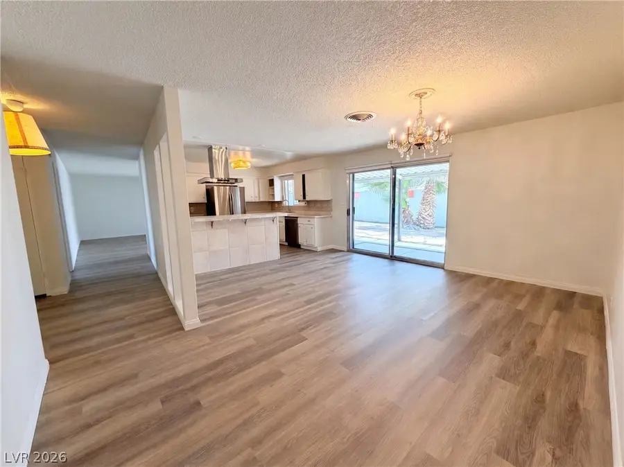 1483 Pawnee Drive, Las Vegas, NV 89169 - #3