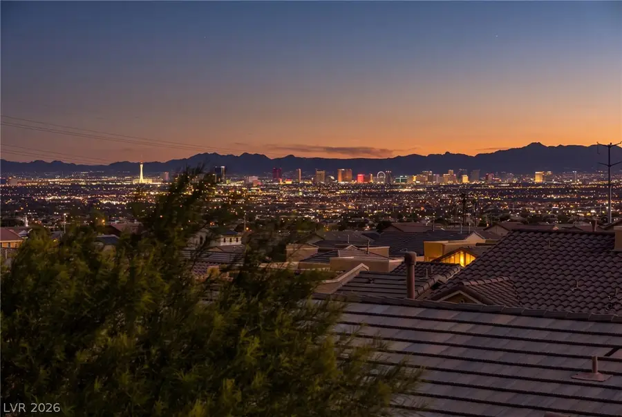 10821 Knickerbocker Avenue, Las Vegas, NV 89166 - #2