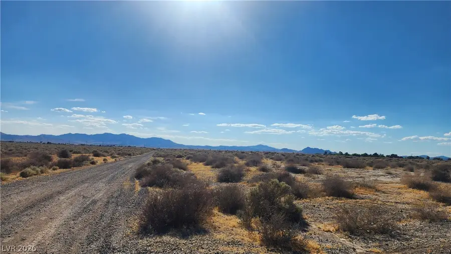 1621 E Deputy Street, Pahrump, NV 89048 - #2