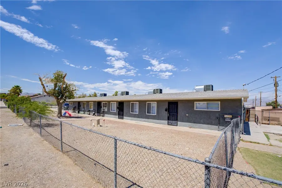 702 N 10th Street, Las Vegas, NV 89101 - #2