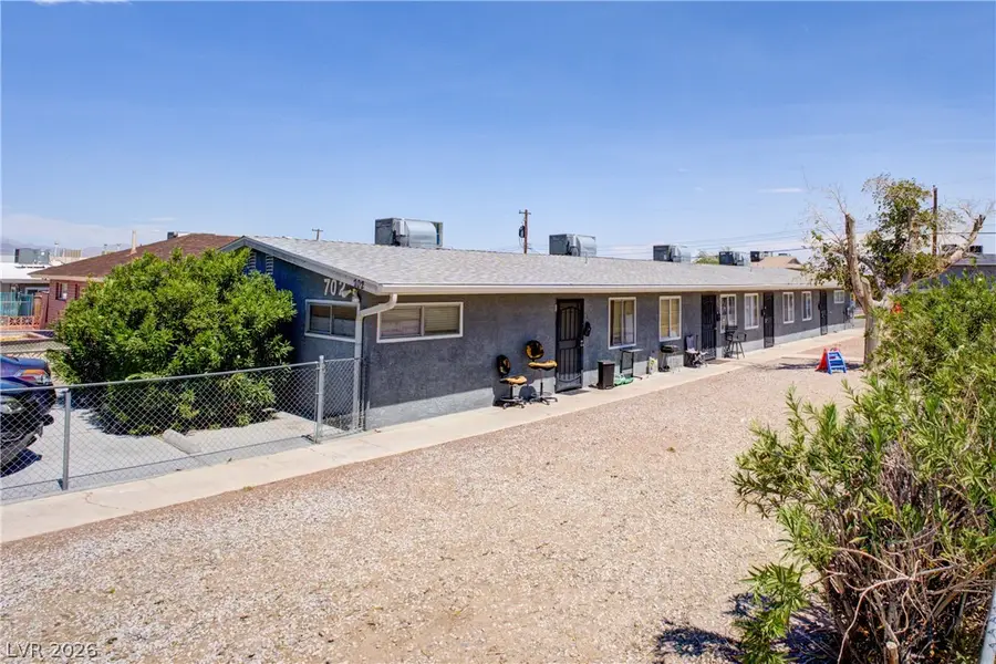 702 N 10th Street, Las Vegas, NV 89101 - #3