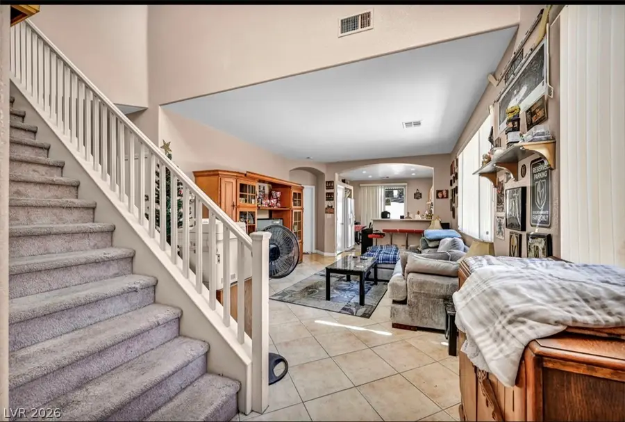 8438 Regal Hills Court, Las Vegas, NV 89117 - #2