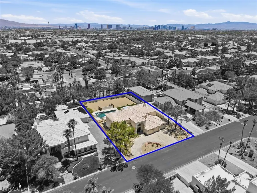 1504 Silver Oaks Street, Las Vegas, NV 89117 - #3