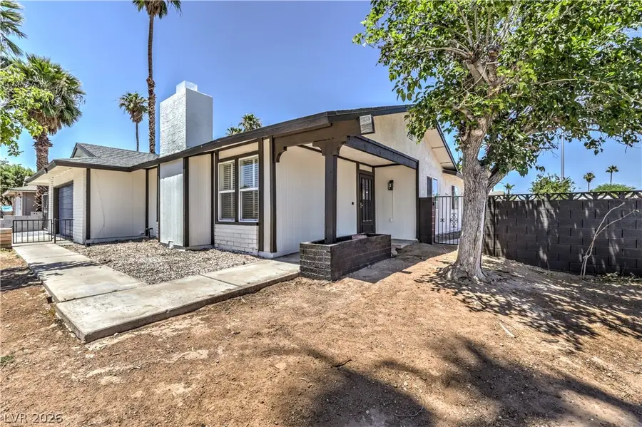 4370 Lariat Drive, Las Vegas, NV 89121 - #3