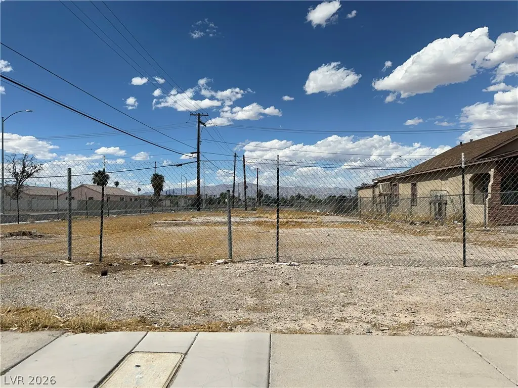 710 W Wilson Avenue, Las Vegas, NV 89106 - #1