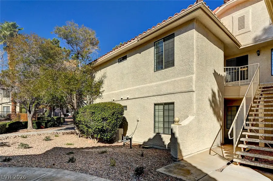 2633 S Durango Drive #201, Las Vegas, NV 89117 - #3