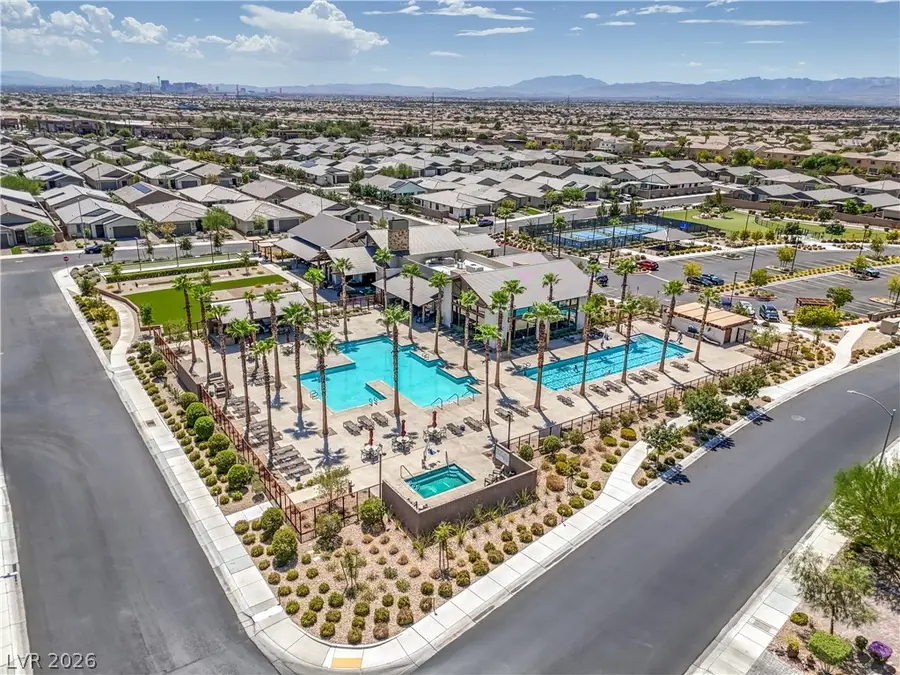 2376 Elmont Avenue, North Las Vegas, NV 89086 - #2